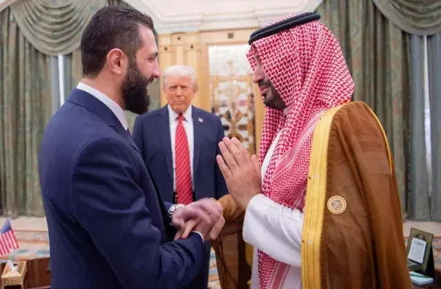 25 yıl sonra tarihi görüşme! Erdoğan, Trump, Şara ve Selman bir araya geldi