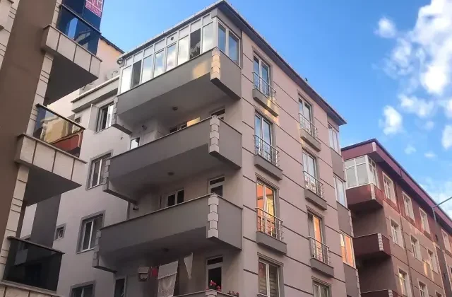 5’inci kattan düşen 2 yaşındaki bebek hayatını kaybetti