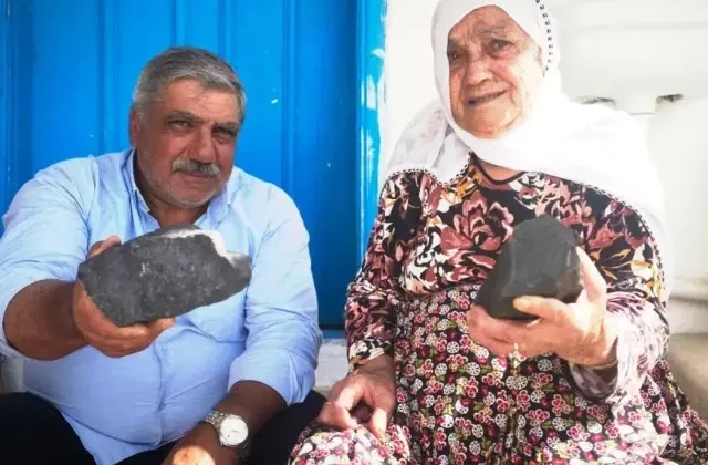 85 yaşındaki kadının bahçesine göktaşı olduğu düşünülen bir cisim düştü