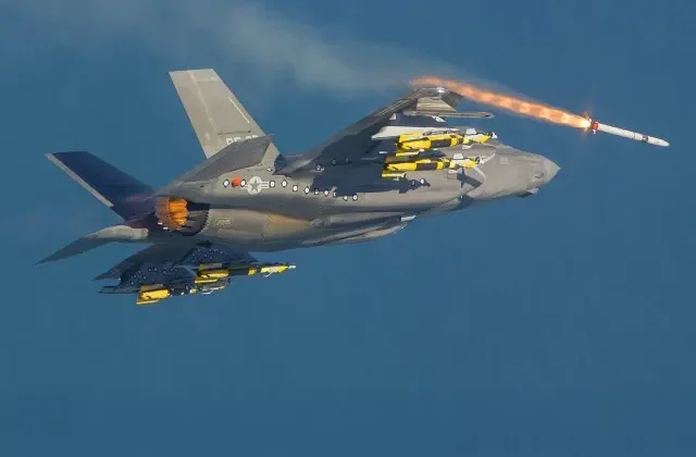ABD’nin F-35’leri dünya çapında savaş uçağı maliyetlerini artırdı