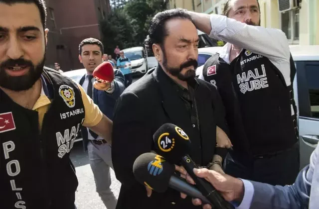 Adnan Oktar’a bir davadan beraat! İfadesi yine bomba