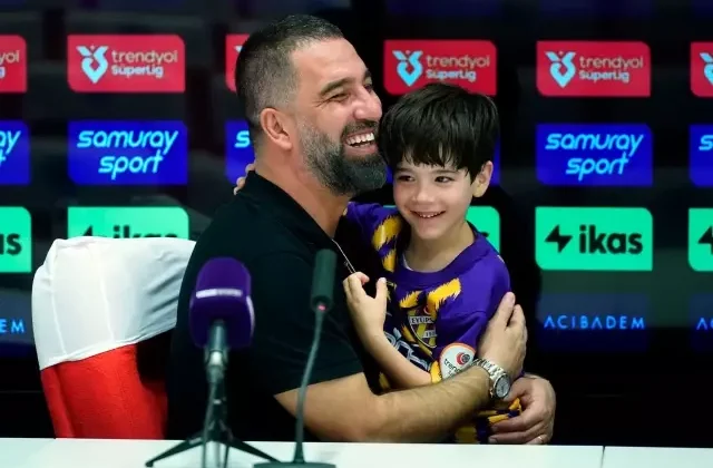 Arda Turan: “Önümüzde yurt dışından 4 teklif var”