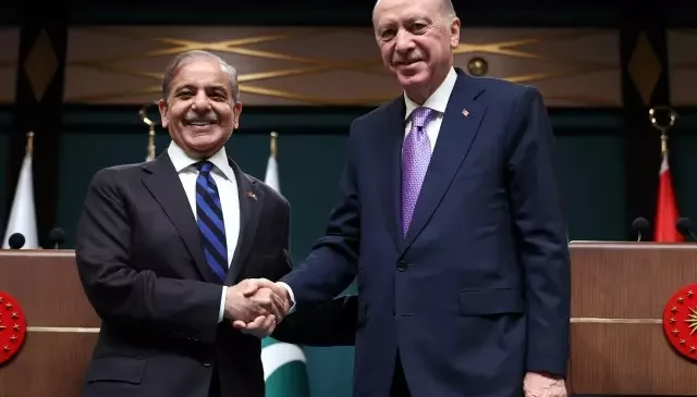 Ateşkes ilan eden Pakistan Başbakanı Şerif’ten Türkiye’ye teşekkür