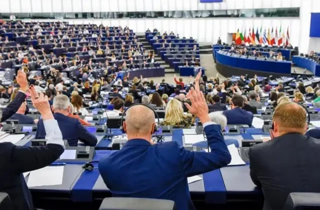 Avrupa Parlamentosu’nda yolsuzluk soruşturması! 5 milletvekillerinin dokunulmazlığı tehlikede