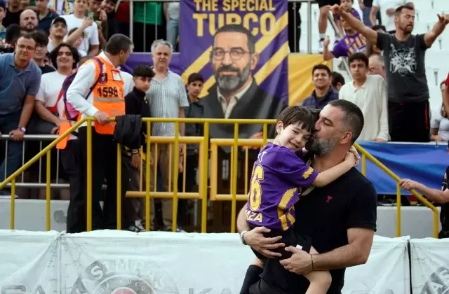 Ayrılık resmen açıklandı! Arda Turan’dan maç sonu duygusal veda