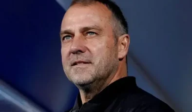 Barcelona, Hansi Flick’in sözleşmesini 2027’ye kadar uzattı