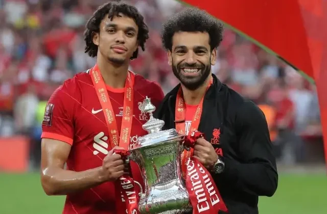 Bir hafta önce şampiyon olan Liverpool’da ilk ayrılık resmen duyuruldu