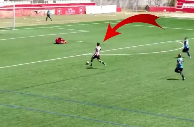 Bir zamanlar Süper Lig’i sallayan 44 yaşındaki futbolcudan fair-play dersi