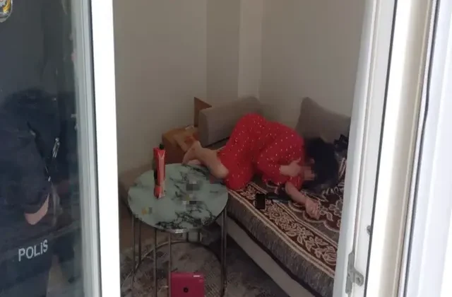 Birlikte yaşadığı kadını bıçaklayan şahıs yakayı ele verdi