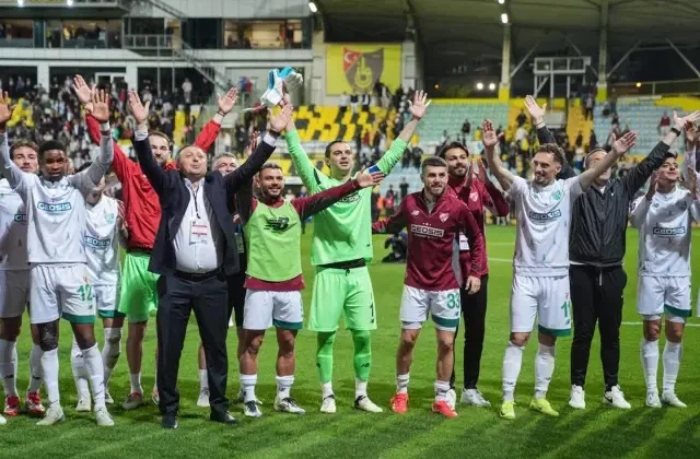 Boluspor 33 yıl sonra Süper Lig’e çıkmanın 2 maç uzağında