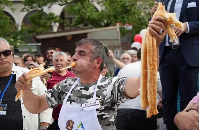 Börek yeme yarışması için günlerce aç kaldılar