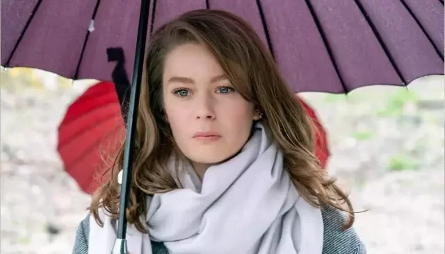 Burcu Biricik dolandırıcıların hedefinde