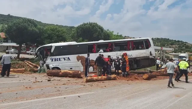 Çanakkale’deki otobüs kazasında ölenlerin kimlikleri belli oldu