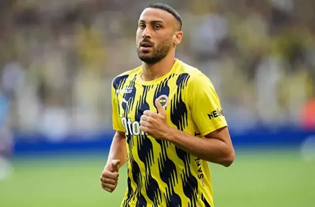 Cenk Tosun Fenerbahçe defterini kapattı