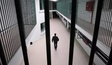 Cezaevine uyuşturucu sokan avukata 46 yıl hapis istemi