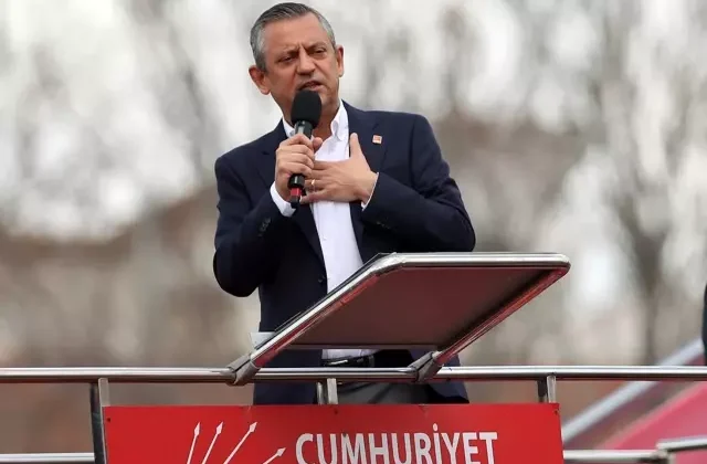 CHP lideri Özel, partililerini azarladı: Size 6 ay randevu yok