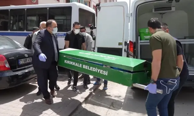 Çilingirle açılan dairede dehşet! Buzdolabı ve dondurucudan parçalanmış ceset çıktı
