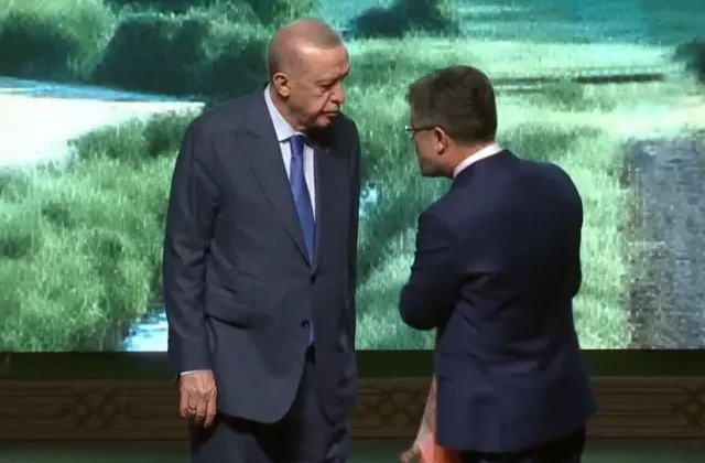 Cumhurbaşkanı Erdoğan, Bakan Yumaklı’nın Yörük poşusu takma teklifini reddetti