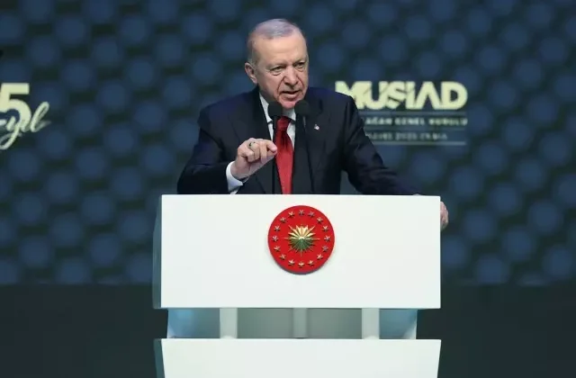 Cumhurbaşkanı Erdoğan’dan muhalefete sert sözler: Kantarın topuzu kaçtı, düzelme umudu da kalmadı