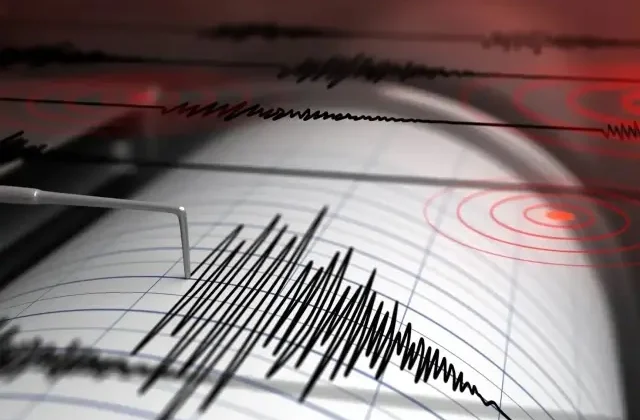 Ege Denizi’nde 6 büyüklüğünde deprem