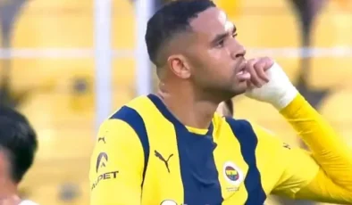 Eyüpspor maçında taraftara hareket çeken En-Nesyri, takımdan ayrılıyor
