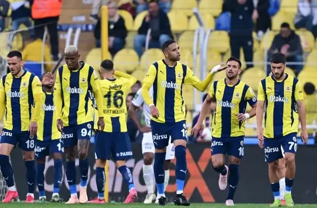 Fenerbahçe, Eyüpspor’u golcüleriyle mağlup etti