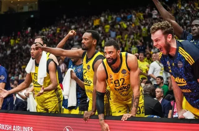 Fenerbahçe’den Galatasaray’a şampiyonluk göndermesi