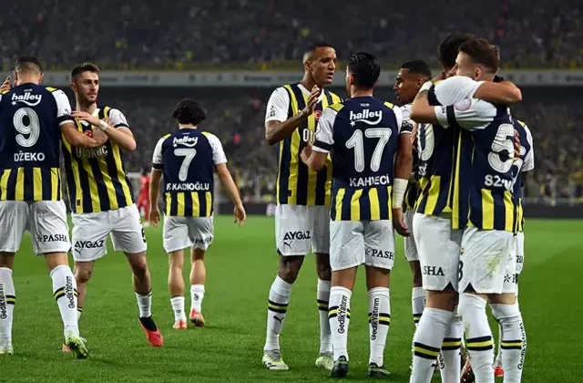 Fenerbahçe’nin milli yıldızları resti çekti! Mourinho varsa biz yokuz