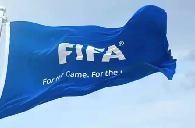 FIFA’dan Süper Lig’de küme düşen Sivasspor’a 3 dönem transfer yasağı