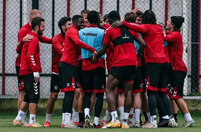 Galatasaray kazandı, Samsunspor Avrupa’yı garantiledi