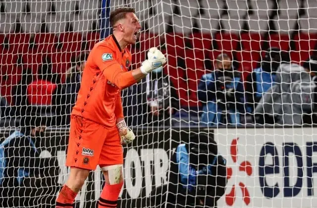 Galatasaray’a kaleci transferinde kötü haber! Yıldız isim Cimbom’u reddetti