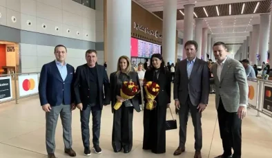 Galatasaray’ın efsaneleri Hagi ve Popescu İstanbul’da