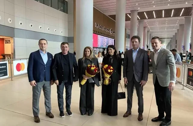 Galatasaray’ın efsaneleri Hagi ve Popescu İstanbul’da