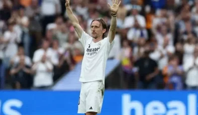 Gözyaşlarının sel olduğu maçta Real Madrid, Real Sociedad’ı devirdi