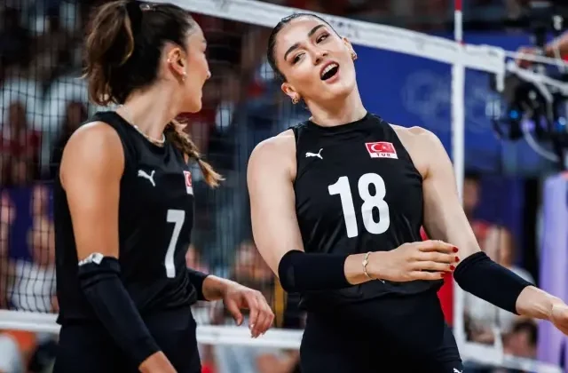 Hande Baladın takımından resmen ayrıldı