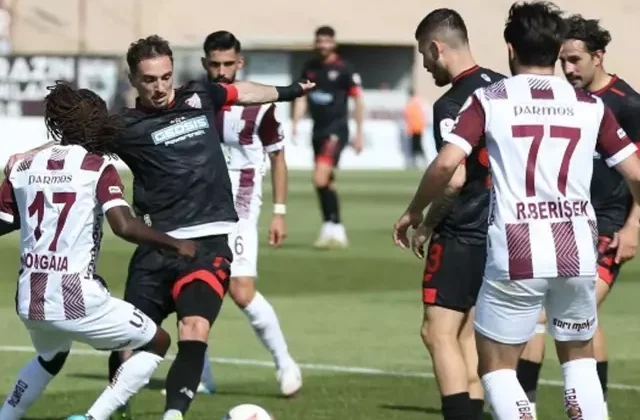 Herkes ekran başına! Süper Lig’e çıkan son takım belli oluyor
