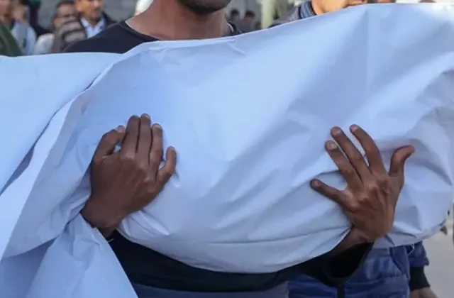 İsrail’in evini bombaladığı Filistinli doktorun 10 çocuğundan 9’u hayatını kaybetti