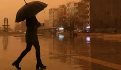 İstanbul için çamurlu sağanak yağış ve toz uyarısı