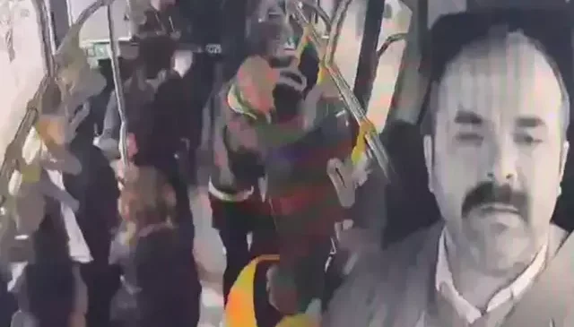 İstanbul’da 1 kişinin öldüğü metrobüs kazasında şoför tutuklandı