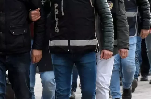İstanbul’da terör örgütüne finans sağlayanlara operasyon! 2 kişi tutuklandı