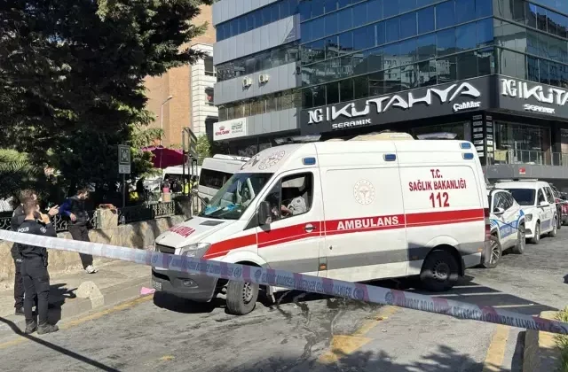 Kağıthane’de minibüs yayaların arasına daldı: 1 ölü, 3 yaralı
