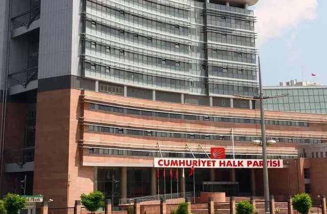 Konya’da miting için çalışan CHP’li yöneticilere silahlı saldırı