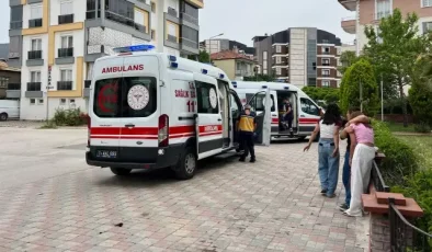Liseli kızların sosyal medya kavgasında araya giren 2 kız bıçaklandı
