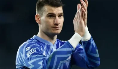Livakovic’ten bitime 5 hafta kala Fenerbahçe’ye şok