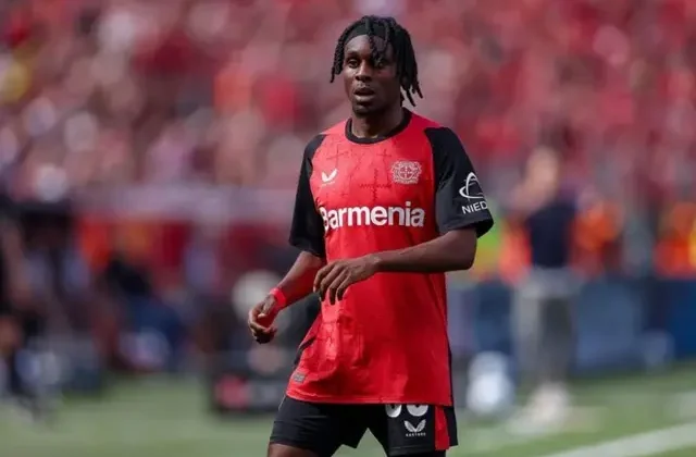 Liverpool, Arnold’ın yerine yeni sağ bekini buldu! Görüşmelerde sona gelindi