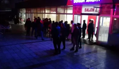 Malatya’da yol verme tartışması bıçaklı kavgaya dönüştü! 5 yaralı