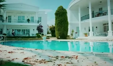 Medcezir dizisine ev sahipliği papan ikonik villa satışa çıkarıldı