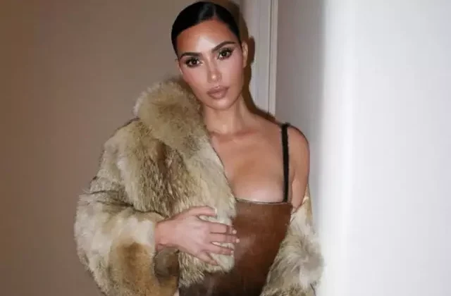 Mezuniyet kepini taktı, gözünü baroya dikti! Kim Kardashian’dan sürpriz hamle