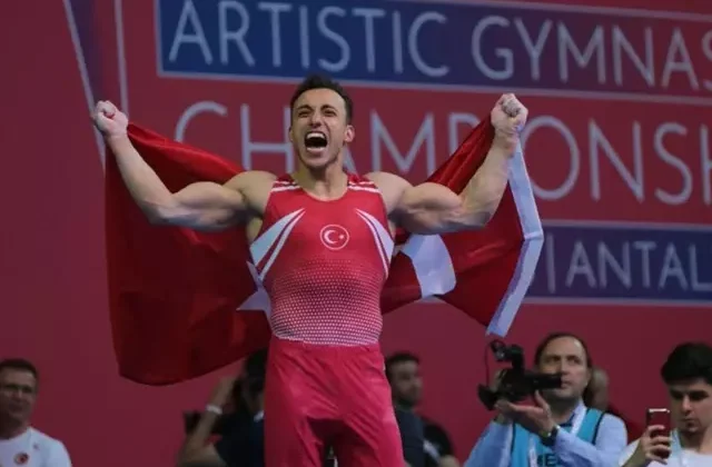 Milli cimnastikçi Adem Asil, Avrupa şampiyonu
