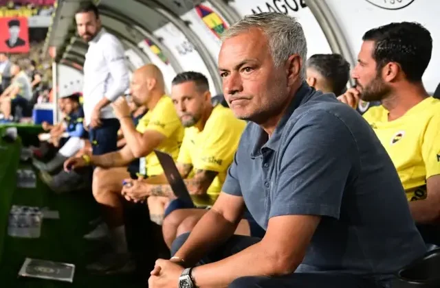 Mourinho’nun ekibinde büyük değişiklik! Yollanacak isimler belli oldu